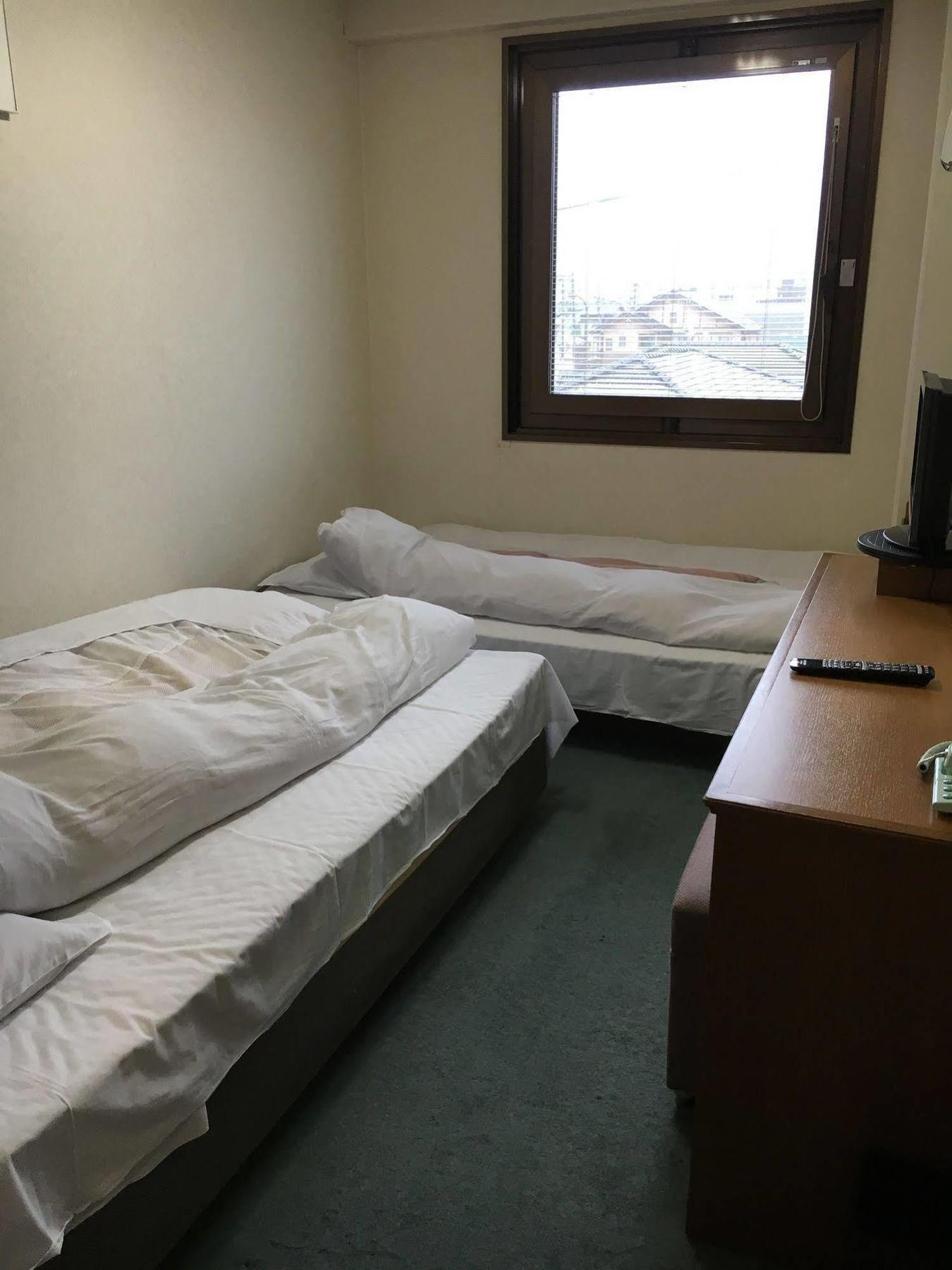 Aoi Business Hotel Fukujama Kültér fotó